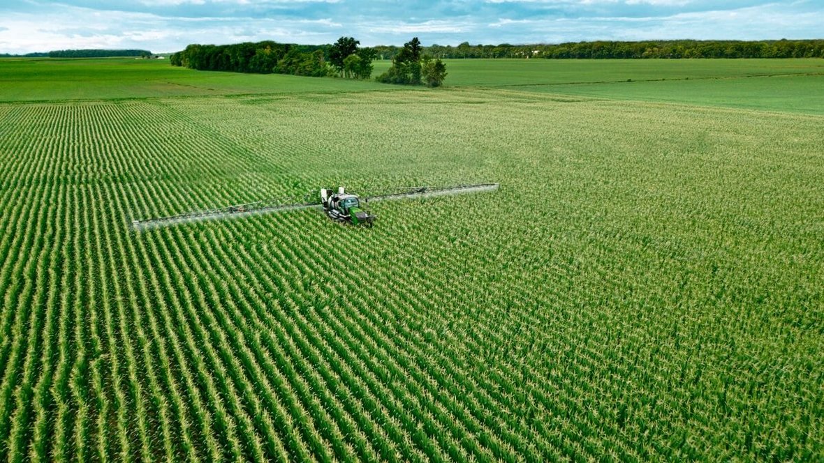 Światowa premiera opryskiwacza Fendt Rogator 900