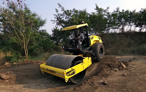 Innowacje w kompaktowaniu gruntu: BOMAG BW 212-5 CL z systemem BOMAP i ECONOMIZER