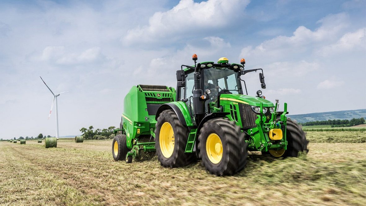 John Deere 6120M