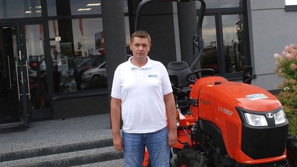 Kamil Mitura, szef działu sprzedaży maszyn w firmie Techmlek