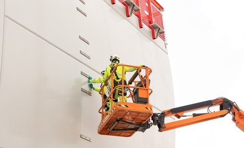 Boels Rental o pracy na wysokości - wiatr może być zdradliwy