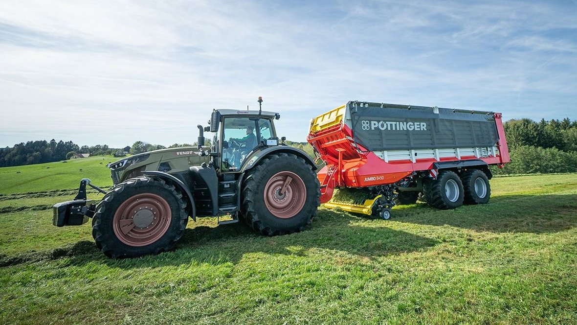 Duża wydajność z przyczepą Pöttinger Jumbo