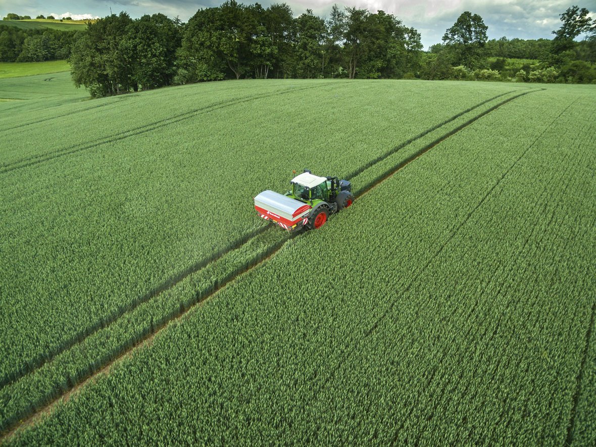 Rozsiewacz Kverneland TLX Geospread