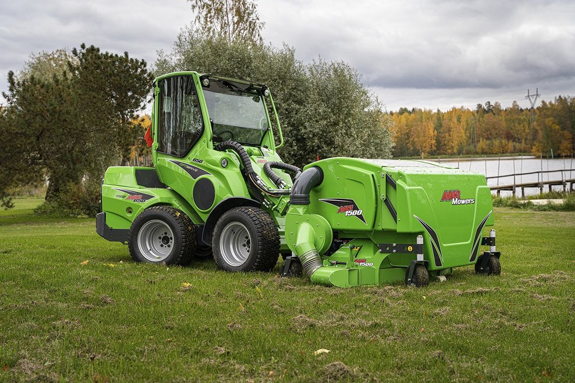 Ładowarki 645i i 650i to maszyny bardzo uniwersalne i mogą obsługiwać prawie każdy hydrauliczny osprzęt Avanta.