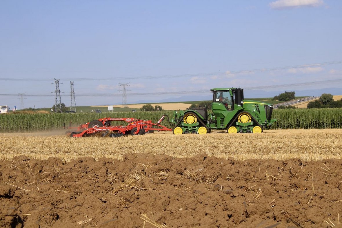 Optimer Kuhn L12500. Kompaktowa brona talerzowa w rozmiarze XXL.