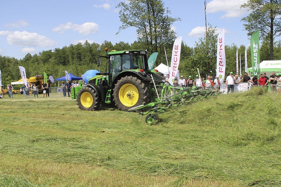 Manewry Łąkowe po raz drugi w bocianiej krainie