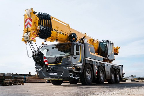 Liebherr LTM 1120-4.2 – nowa generacja sterowania i technologii żurawi samojezdnych