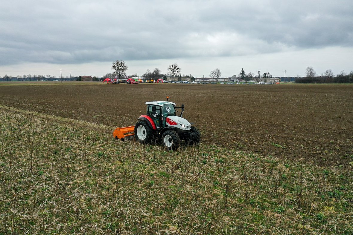 Technika i praktyka na trasie pokazowej Steyr