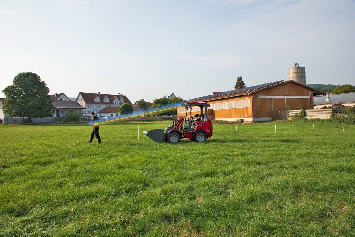 Weidemann 1190e imp - funkcja wspomagająca: Follow me