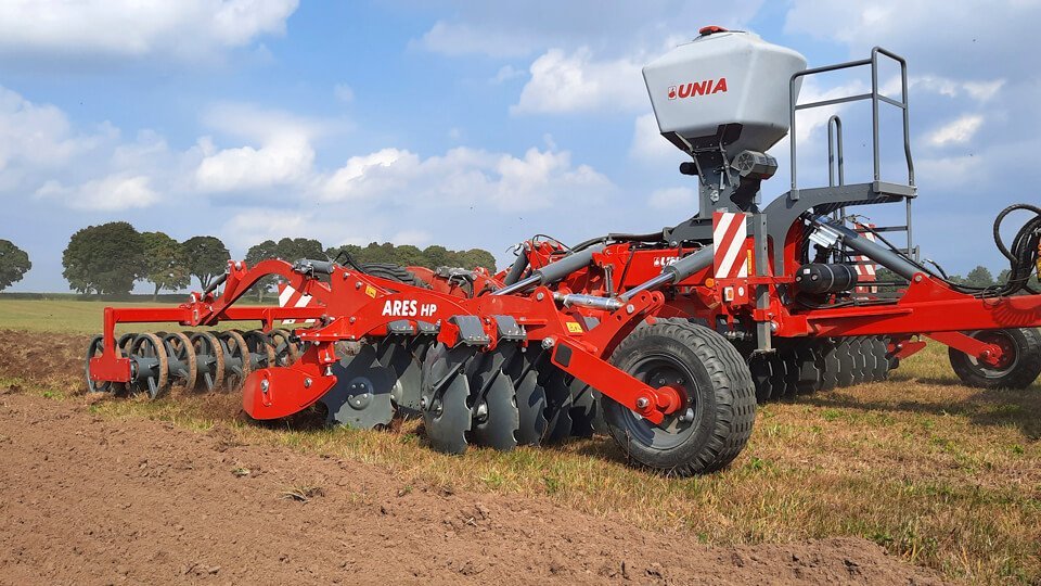 Nowe siewniki do poplonów FP 250/550 w ofercie Unia