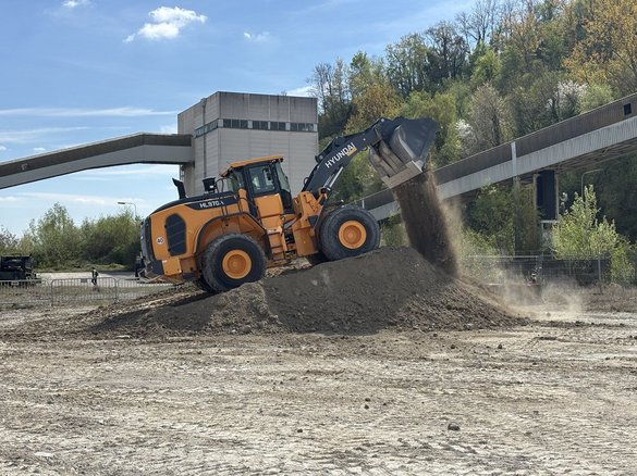 Ładowarka Hyundai HL970A