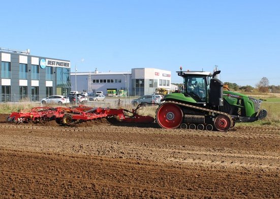 Manewry polowe Agravis Technik Polska z rolnictwem 4.0