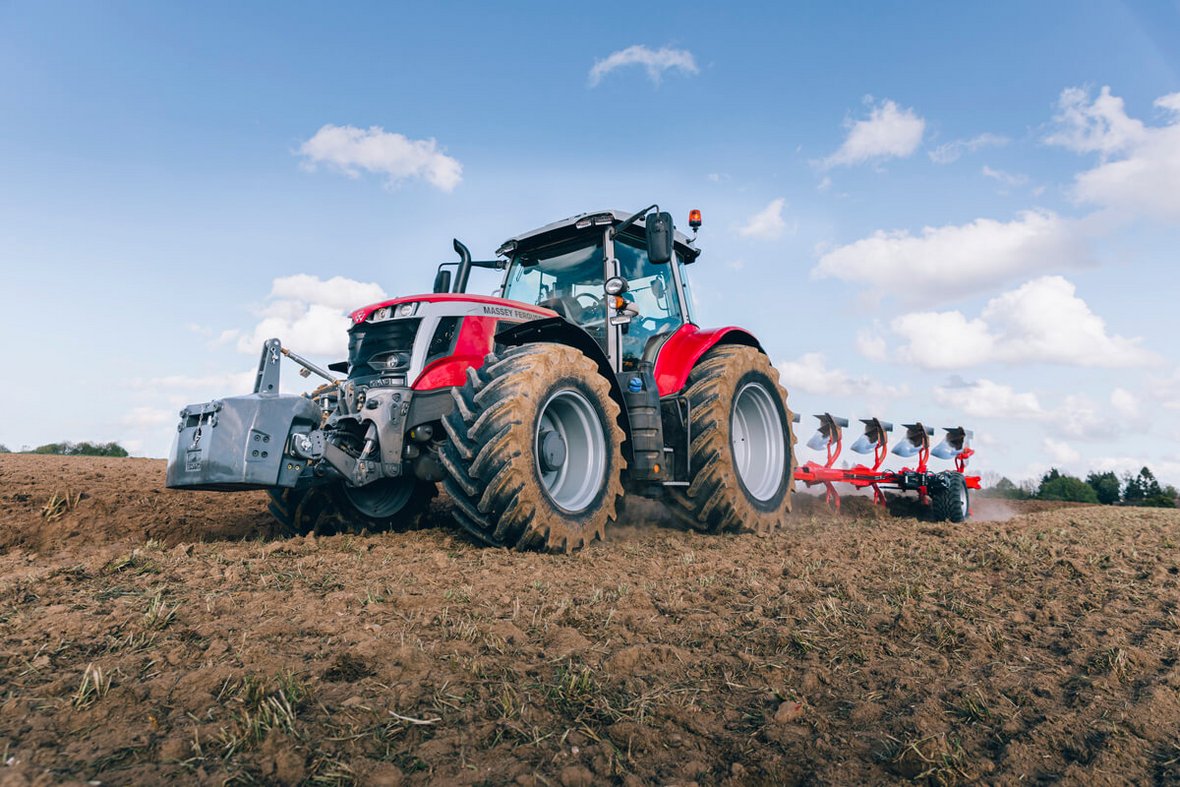Nowy ciągnik flagowy Massey Ferguson MF 7S.210
