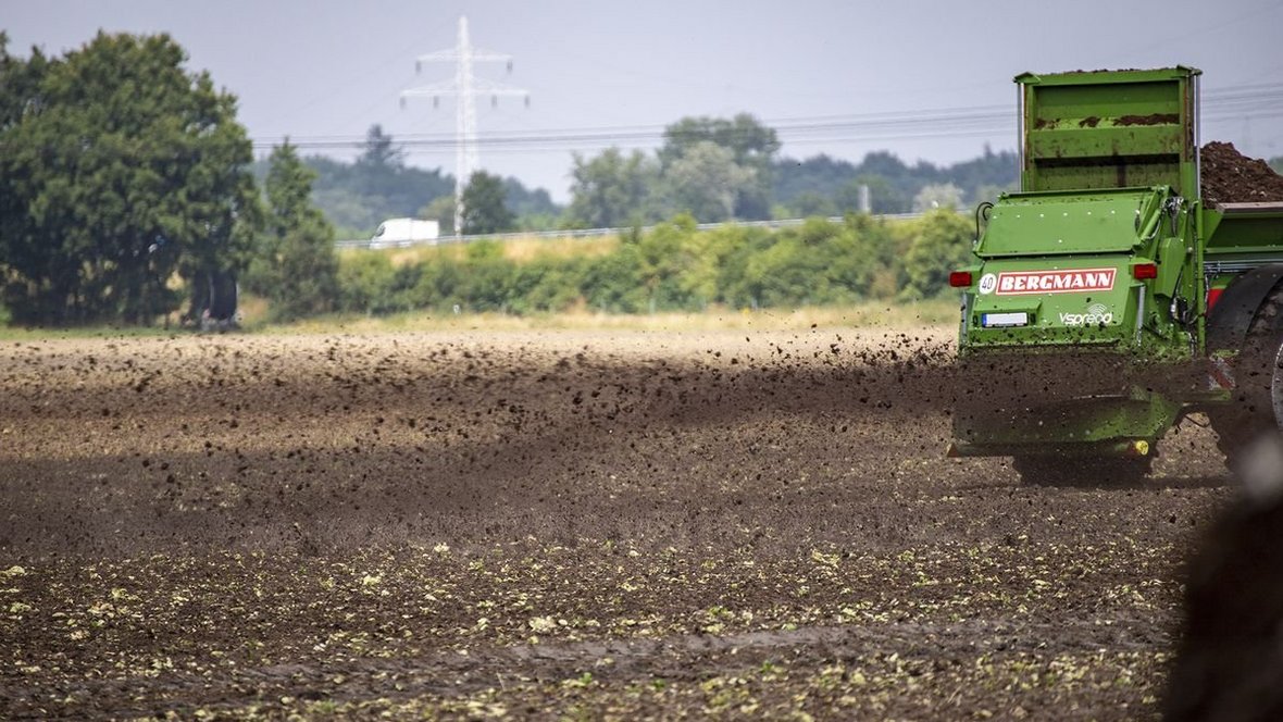 Unowocześnianie adaptera rozrzucającego w rozrzutnikach Bergmann