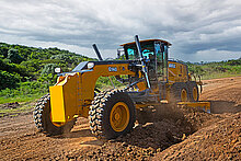 Bell Equipment wprowadza własną gamę równiarek