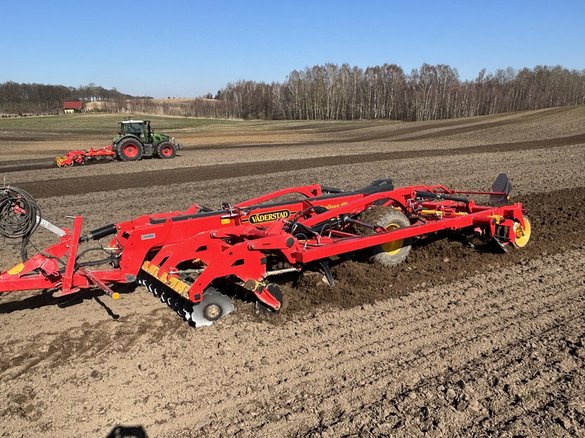 Agravis Technik Polska: Innowacje w polu – Valtra, Fendt i Väderstad w akcji