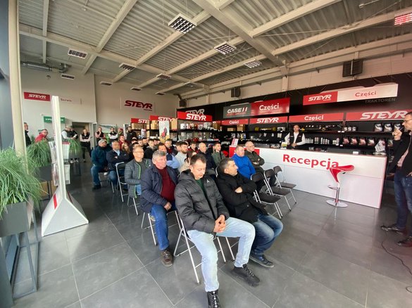 Technika i praktyka na trasie pokazowej Steyr