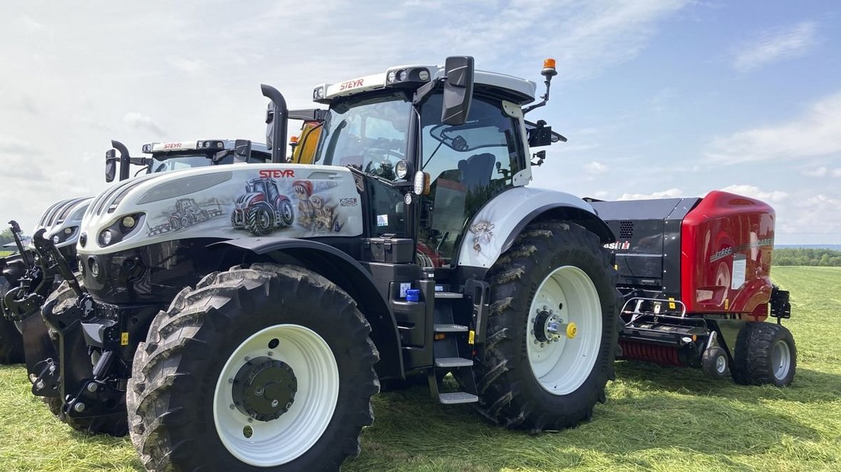 Limitowany model Steyr Absolut 6185 CVT.