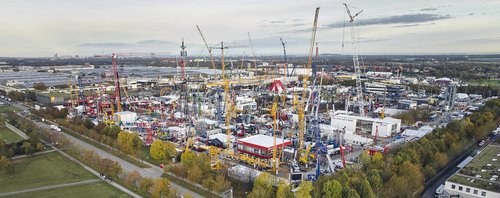 Bauma 2025 motorem napędowym branży