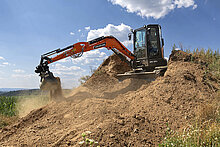 Develon DX35Z-7 po modernizacji z nowym silnikiem