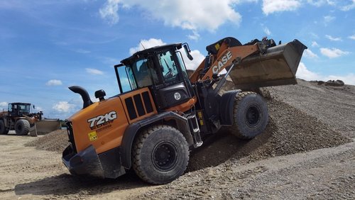 Sprzedaż Case Construction Equipment na plusie