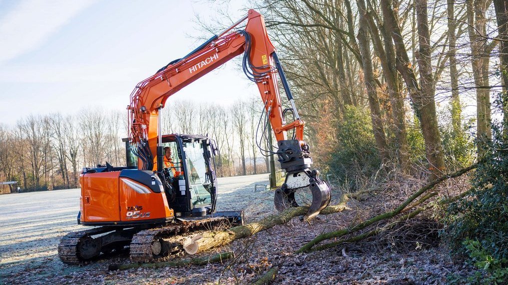 Hitachi ZX95US/USB-7 - koparka kompaktowa nowej generacji