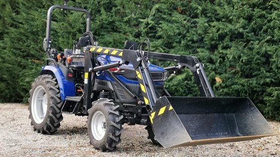 3. Farmtrac 26 4WD - 190 szt.