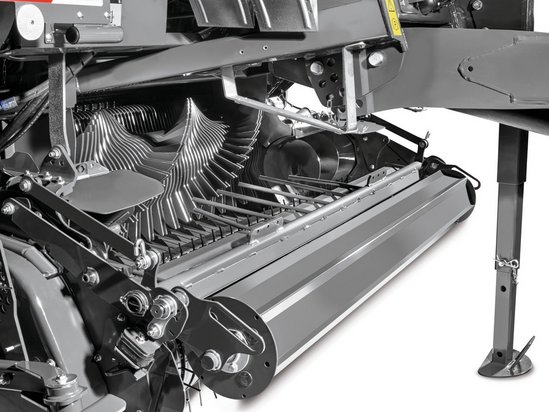 Nowe standardy wydajności z prasą Claas Rollant 630 RC Uniwrap