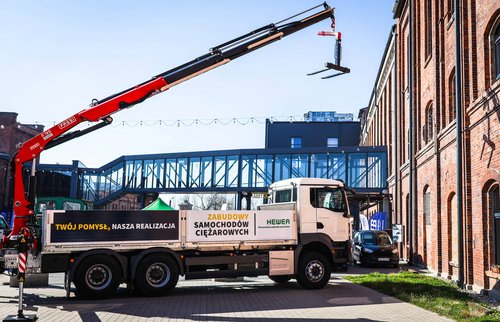 HEWEA: pojazdy HDS do transportu materiałów budowlanych