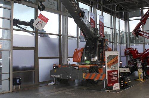 ZBUD REX25RT - nowy samobieżny żuraw terenowy