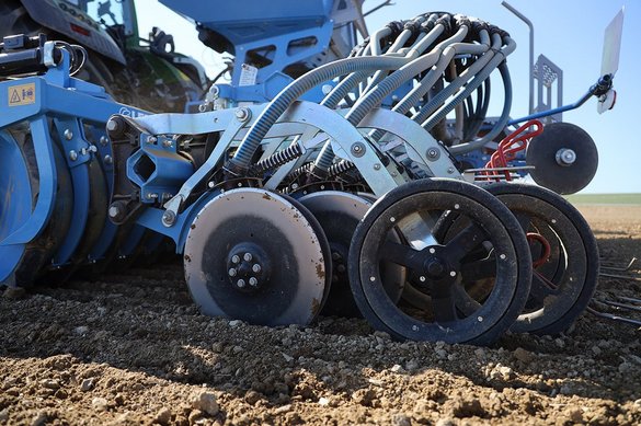 Lemken Solitair MF - precyzja i wydajność w jednym