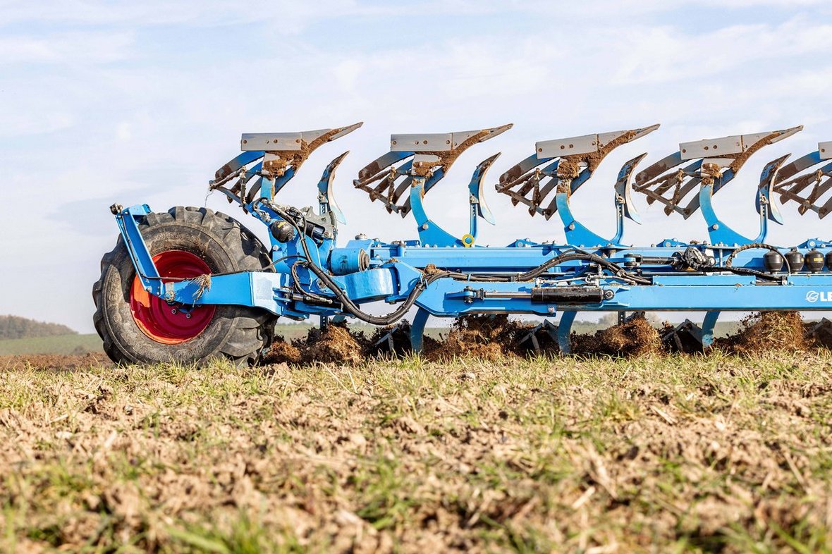 Lemken Diamant 18 – nowoczesny pług obrotowy dla dużych gospodarstw