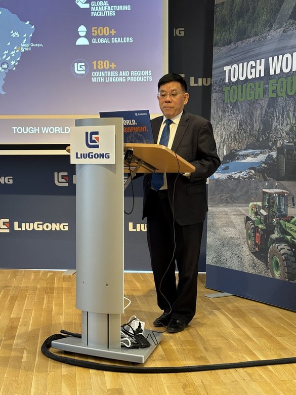 Zeng Guang’an, przewodniczący  i prezes zarządu LiuGong.