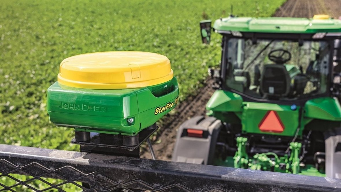 Lepszy dostęp rolników do GPS i GMS dzięki współpracy John Deere i SpaceX