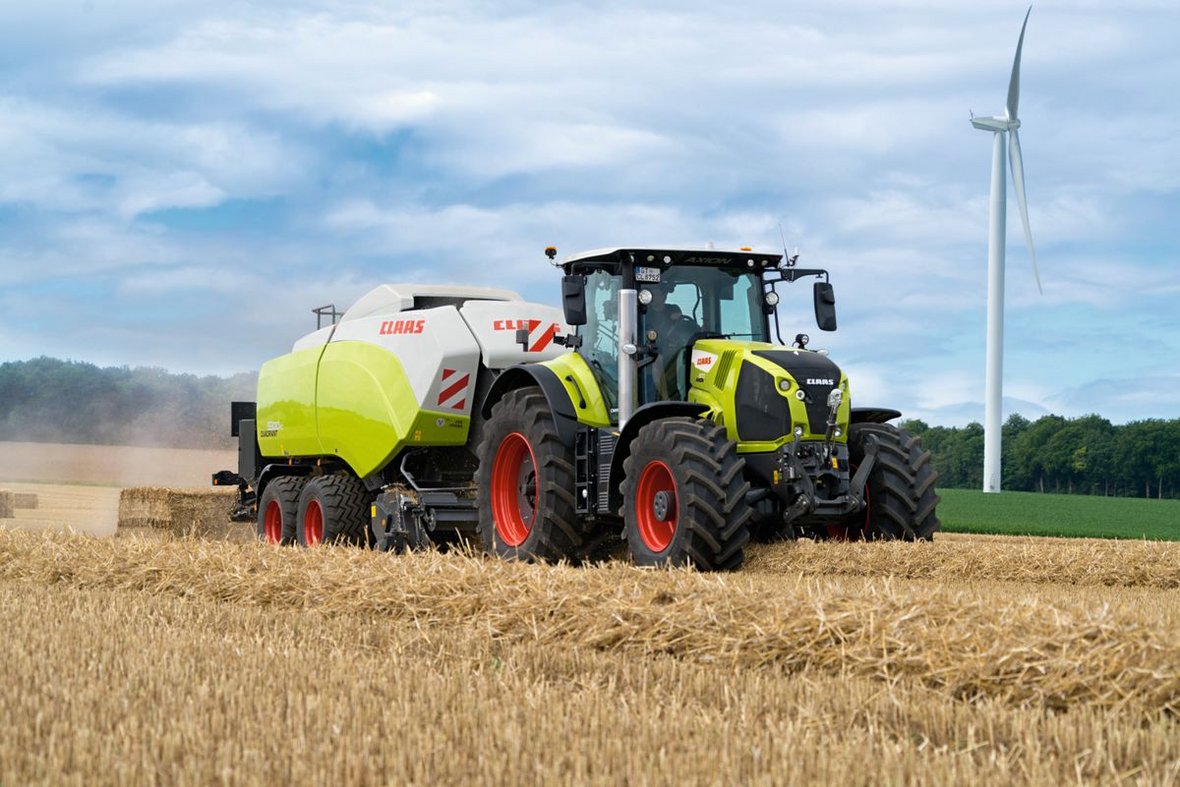 Z gamy ciągników marki Claas dużym wzięciem cieszą się nieustannie modele z serii Axion.