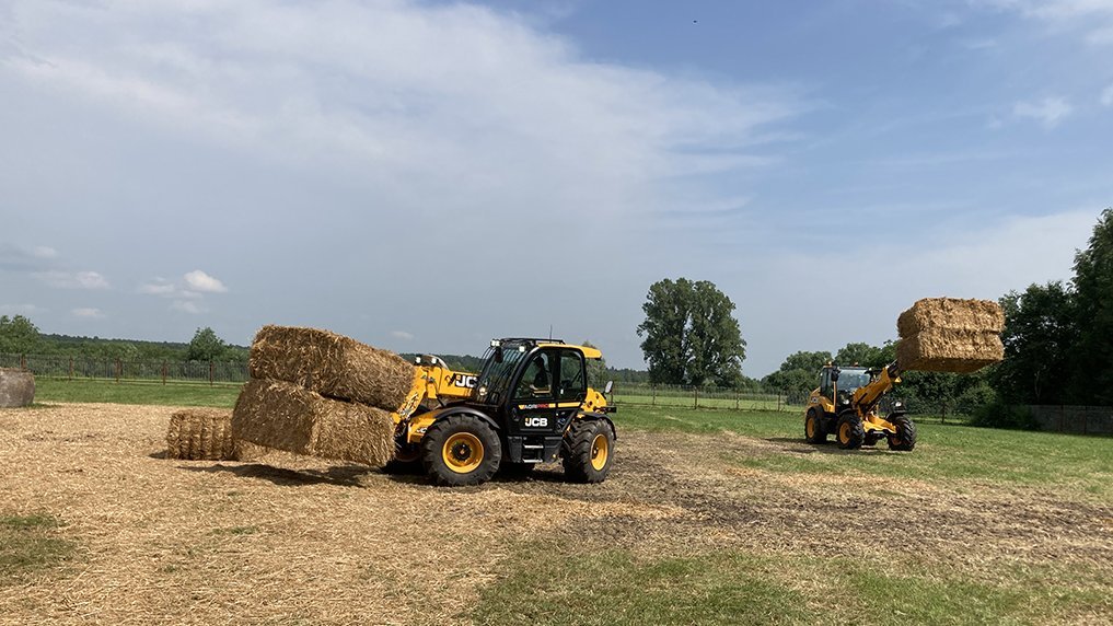 Litewskie premiery JCB
