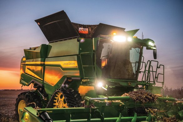 Jak przygotować maszyny John Deere do zbioru roślin gruboziarnistych?