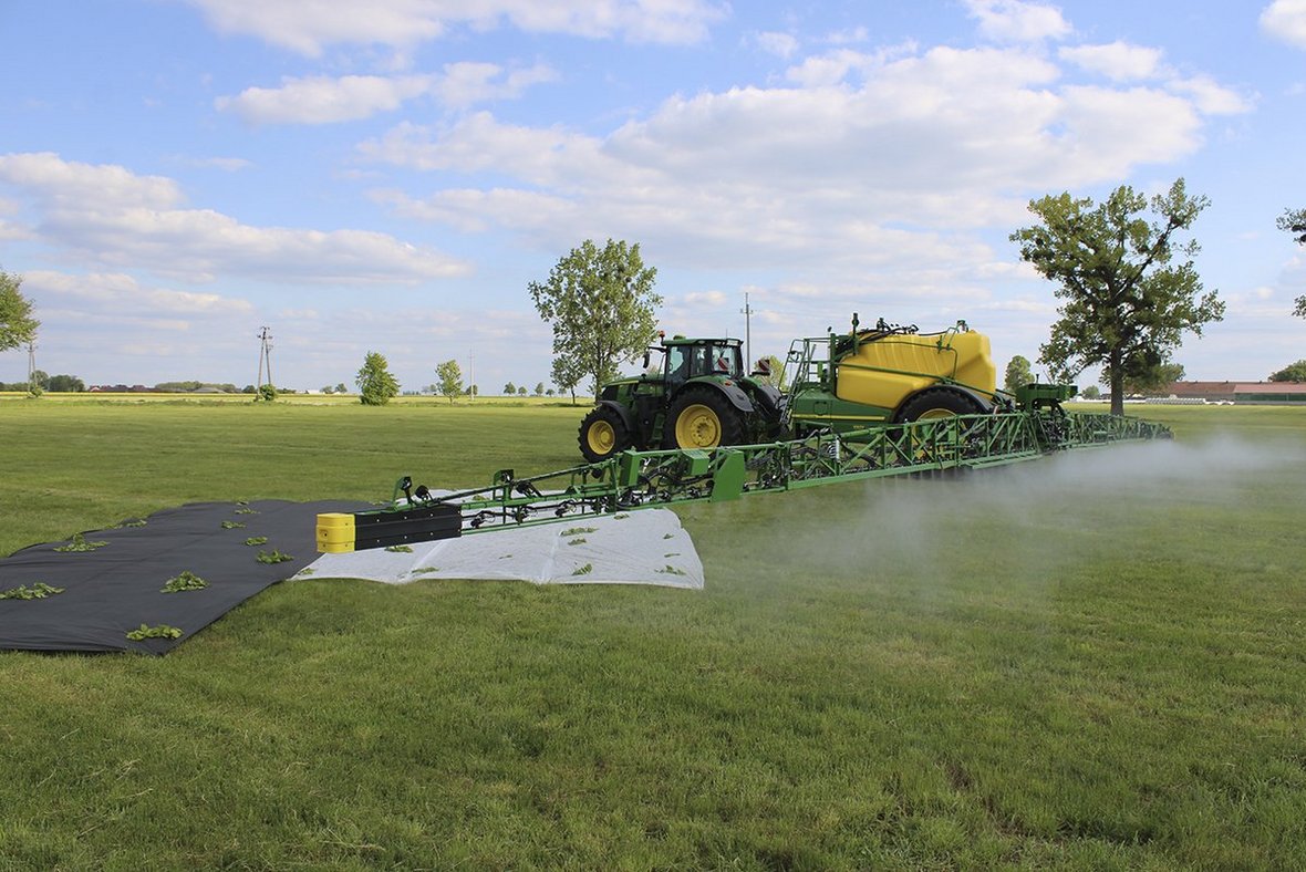 Precyzyjny oprysk z John Deere – See & Spray i INC Pro w akcji podczas Dni Otwartych Agro-Efekt