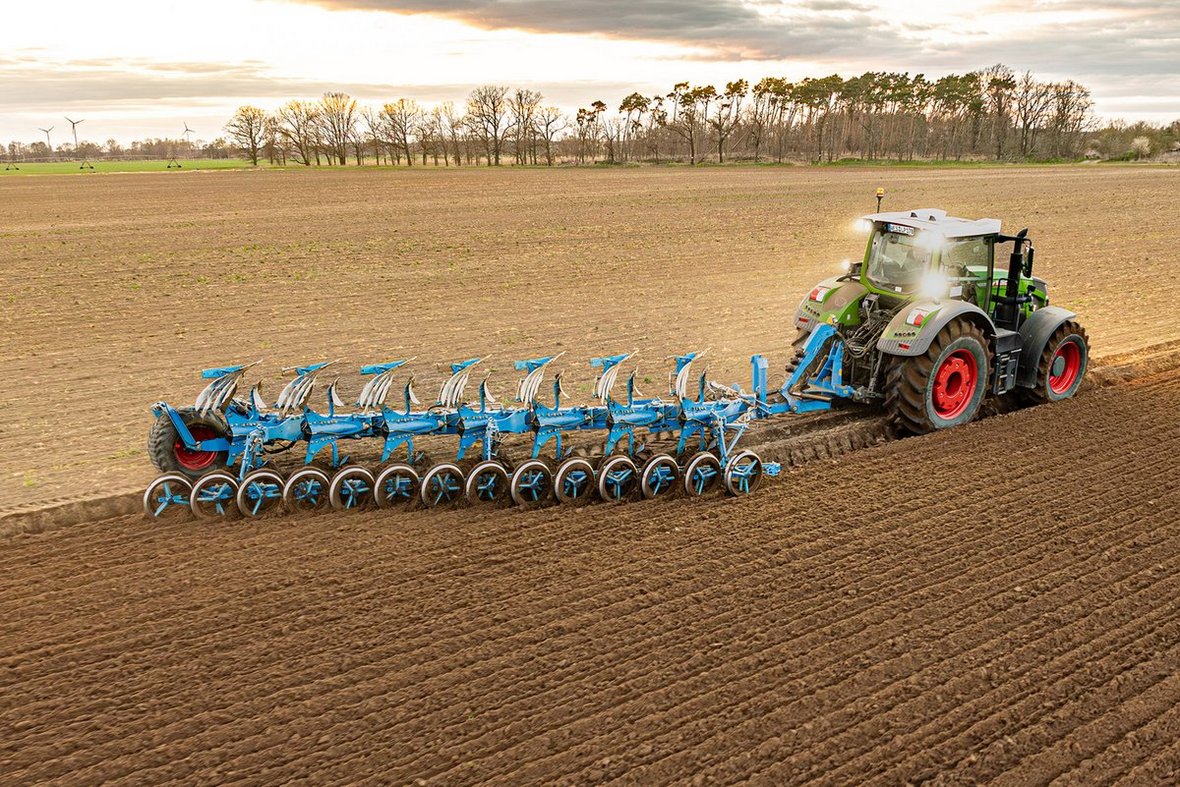 Lemken wprowadza nową wersję półzawieszanego pługa Diamant 18