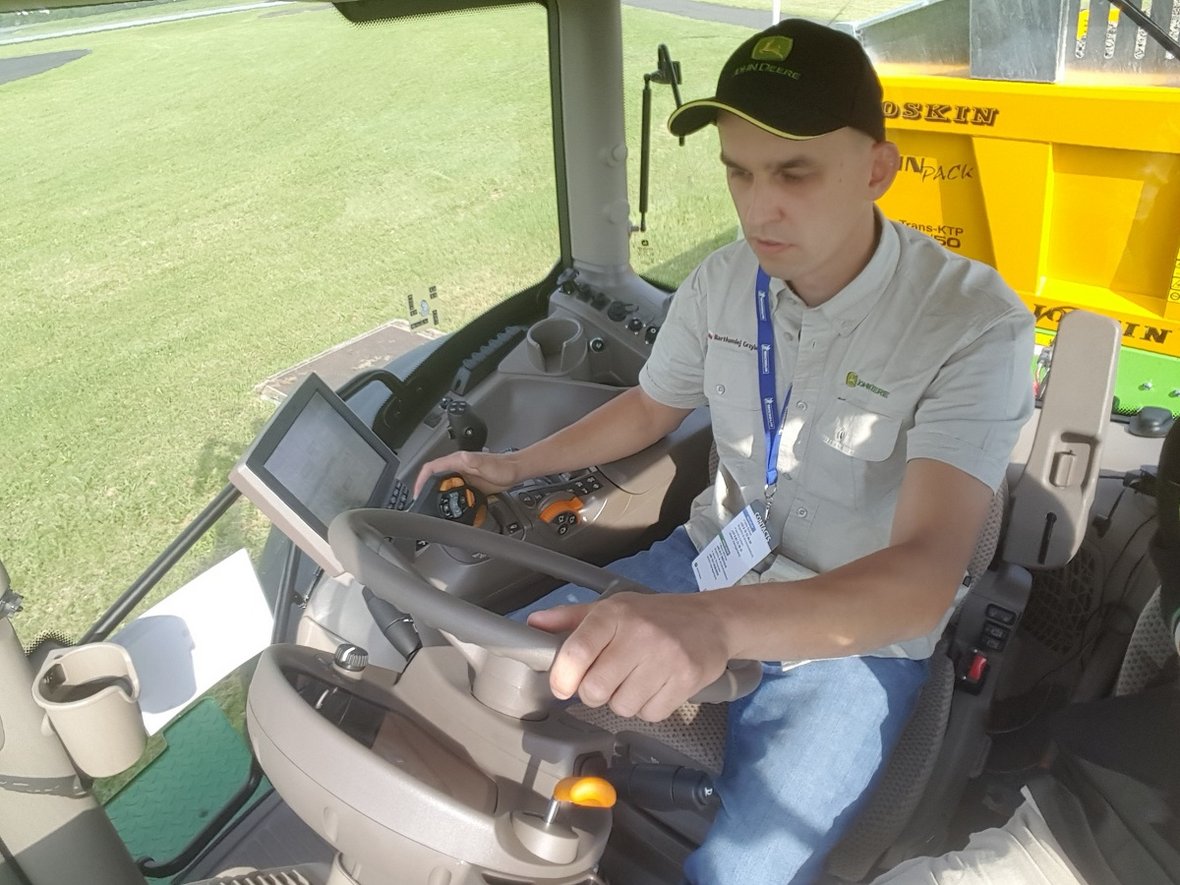 operator ciągnika