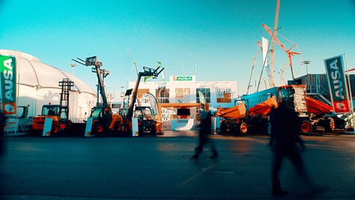 AUSA zaprezentuje trzy nowe modele na Bauma 2025