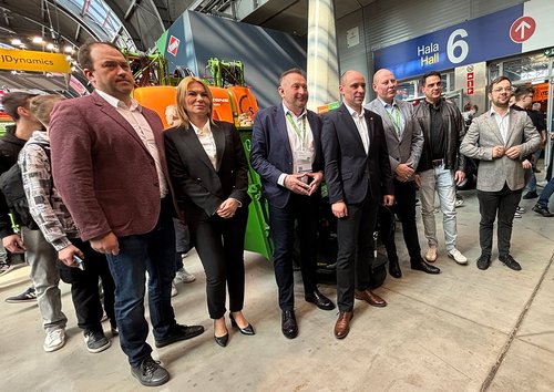 Nowe kosiarki i rozsiewacze Amazone - firma zmienia sprzedaż w Polsce