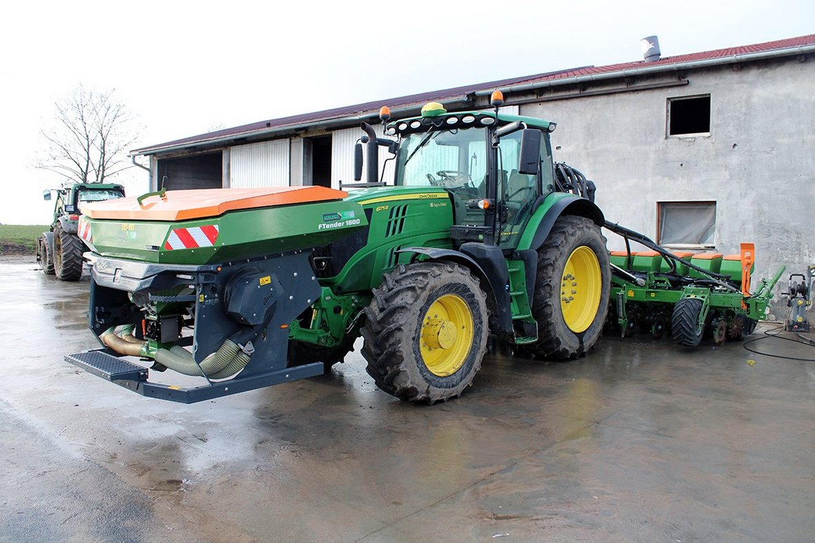 Inwestycja w jakość z Amazone, Krone i Agromix