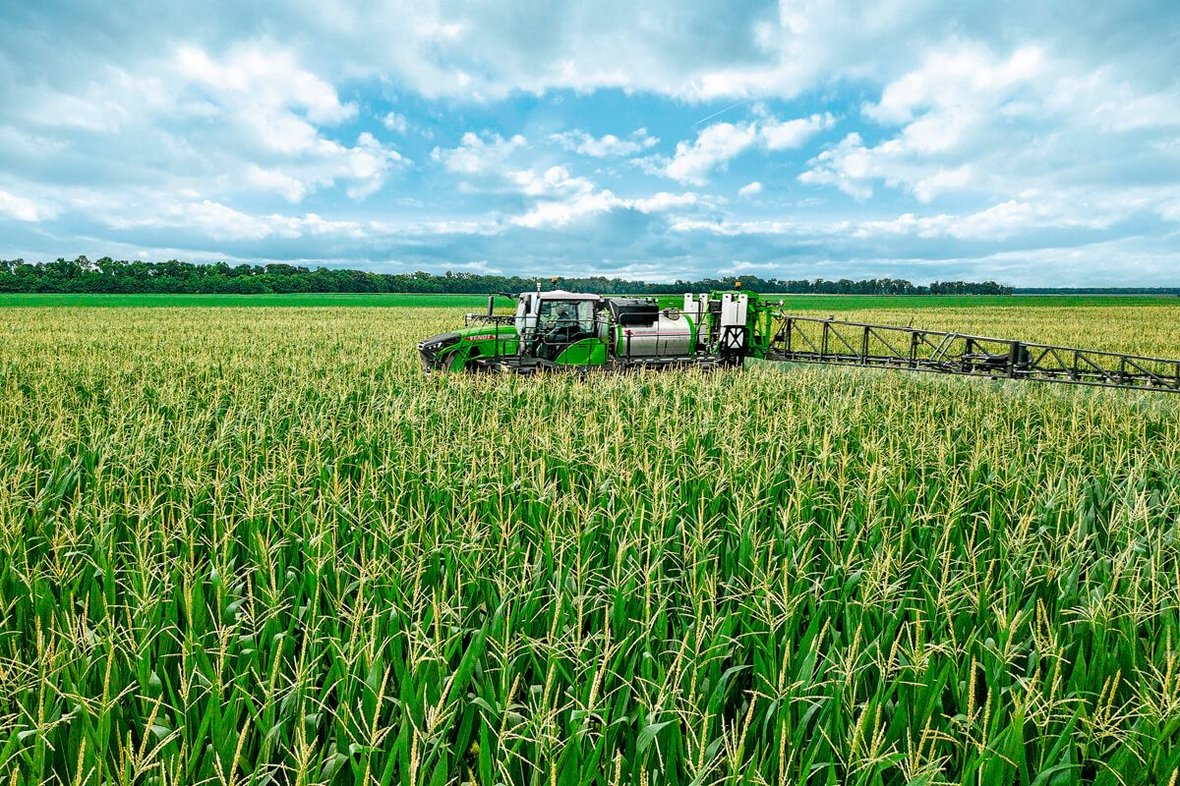 Światowa premiera opryskiwacza Fendt Rogator 900