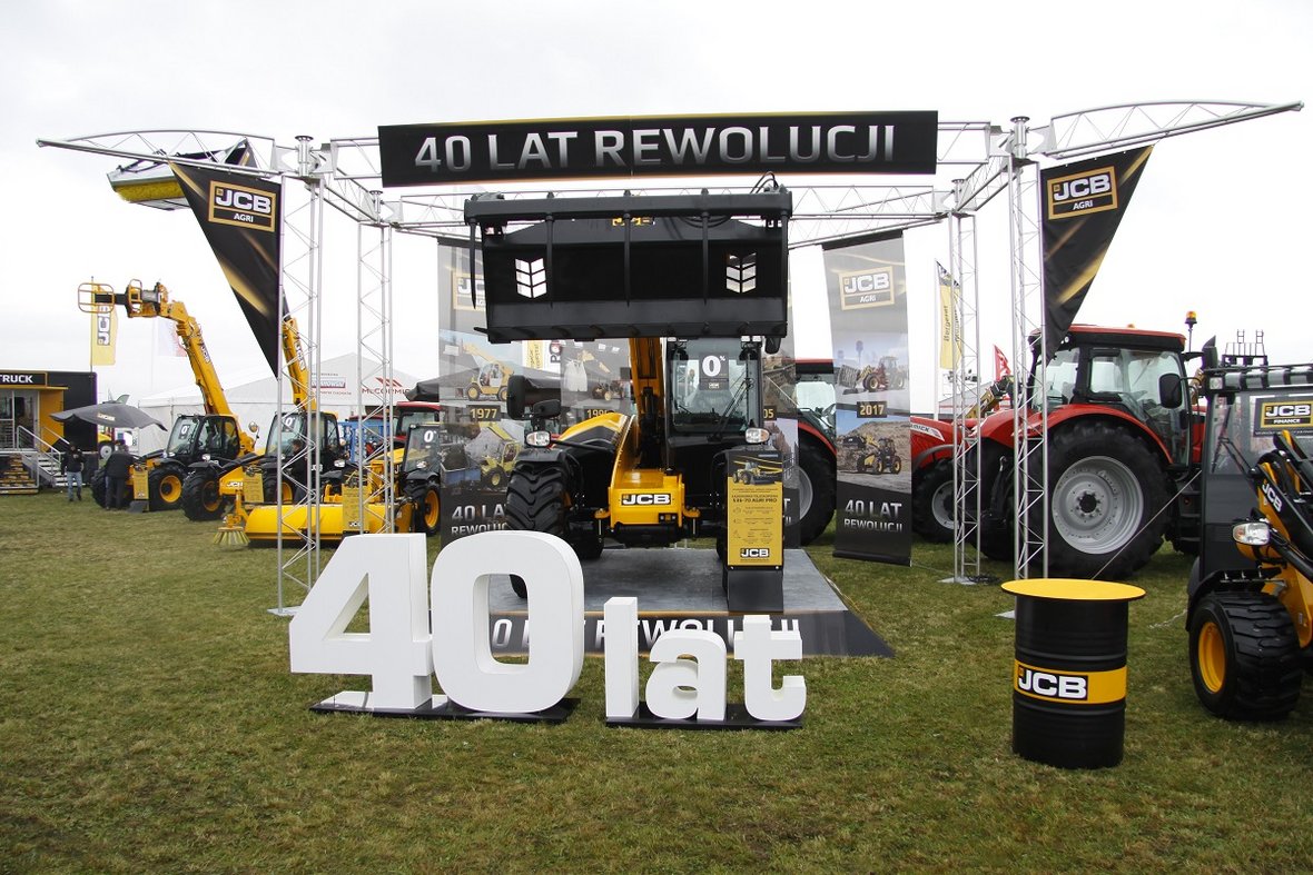 scena 40-lecia jcb