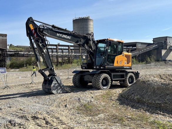 Koparka kołowa Hyundai HW170A cr