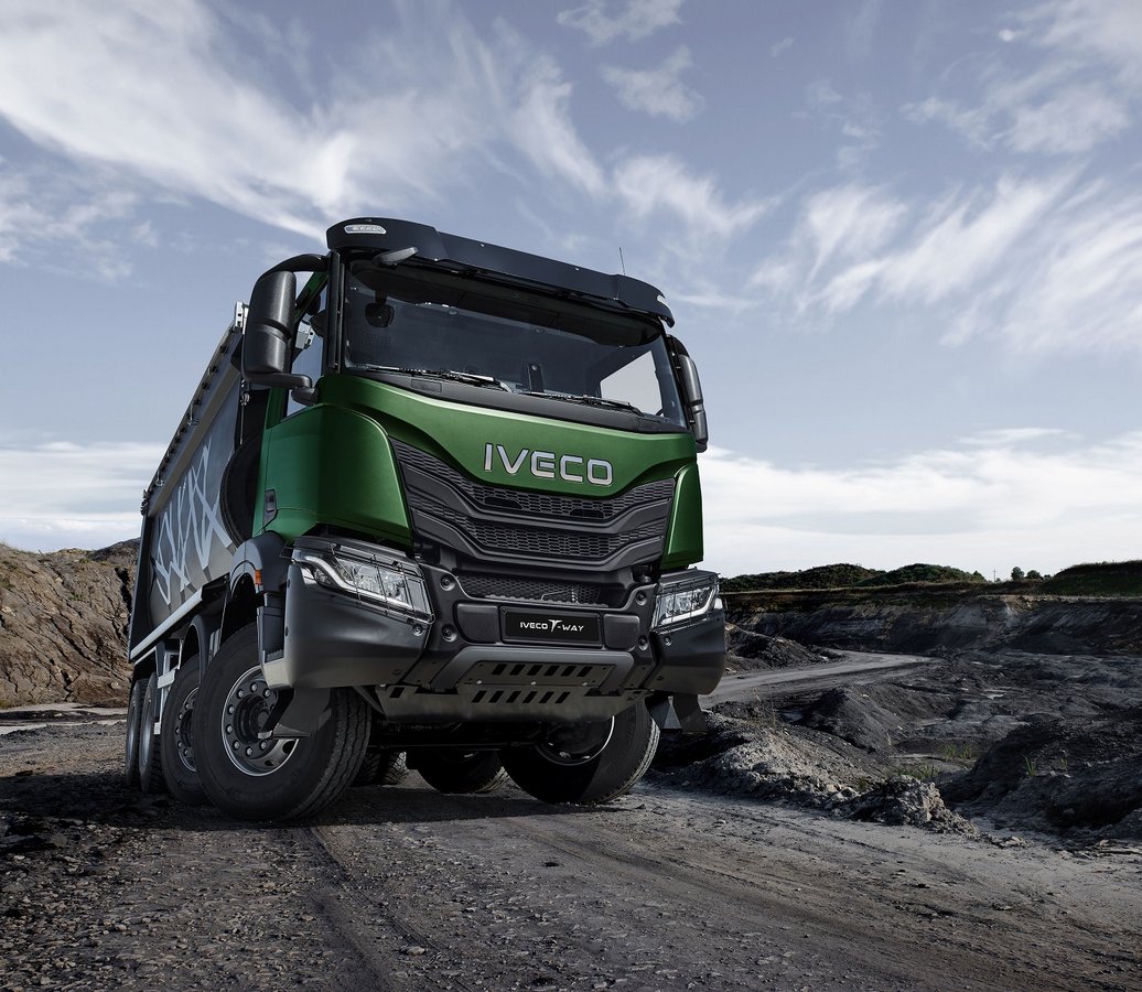 Tata Motors przejmuje Iveco Group – strategiczne połączenie na rynku pojazdów użytkowych