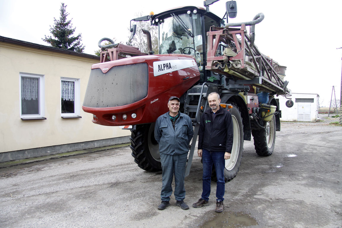hardi maszyna z ludźmi