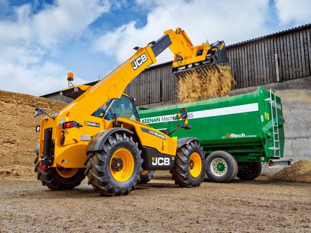 Ładowarka JCB nie tylko dla rolnictwa