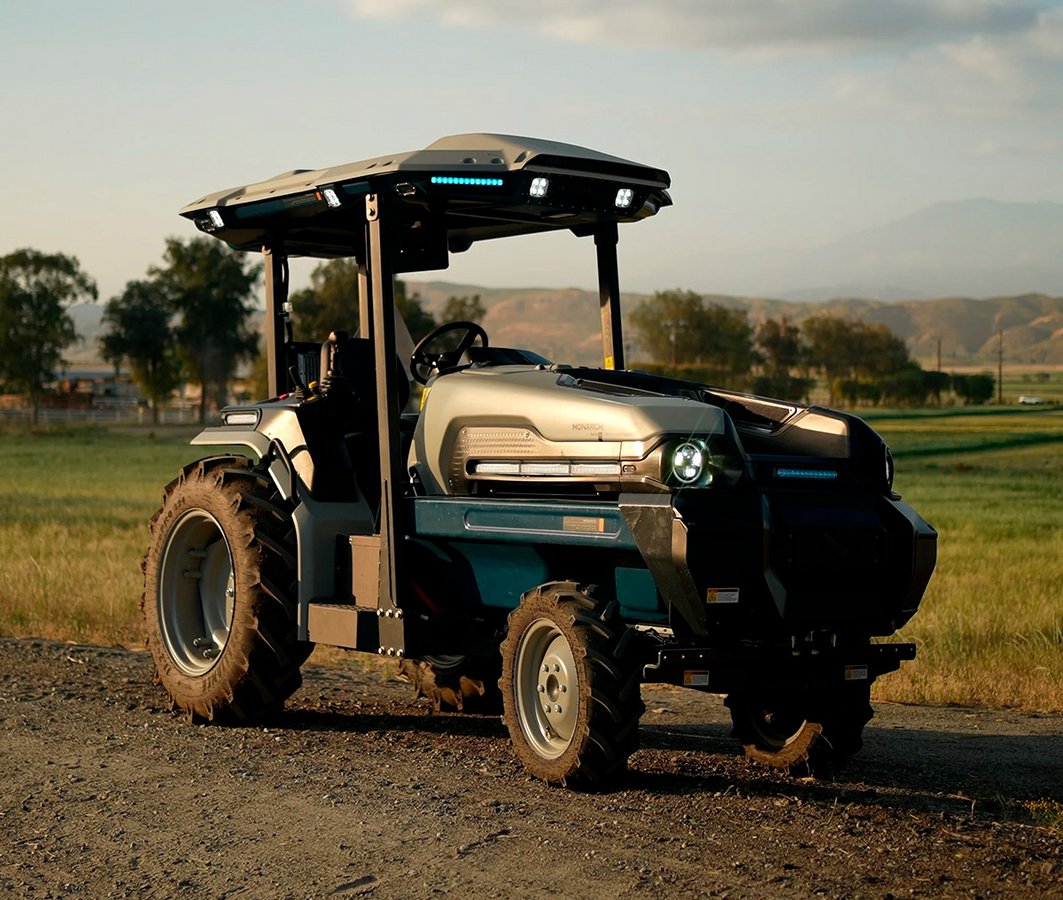 Monarch Tractor MK-V ekologiczny traktor z USA